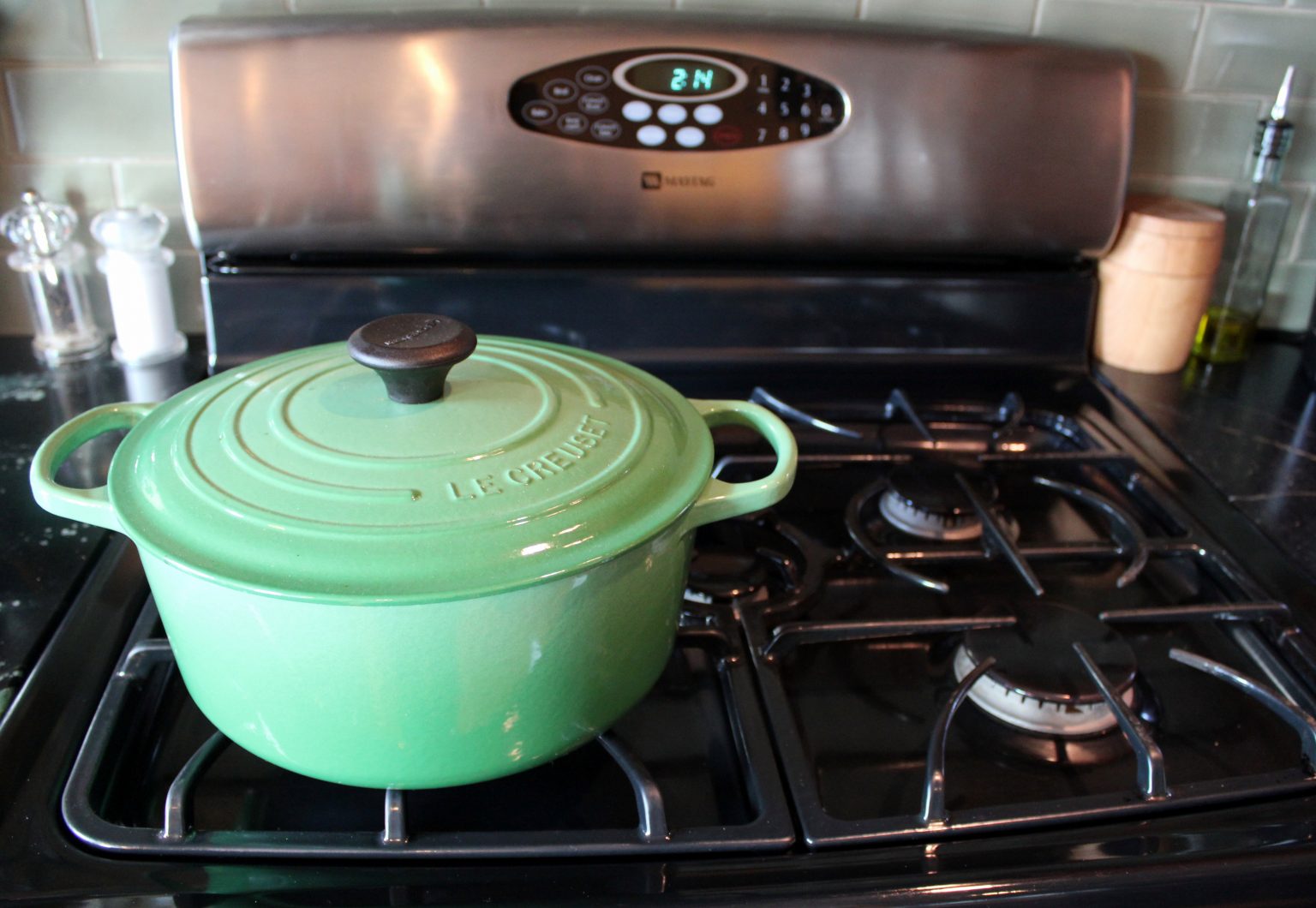 Le Creuset Pot Jax House