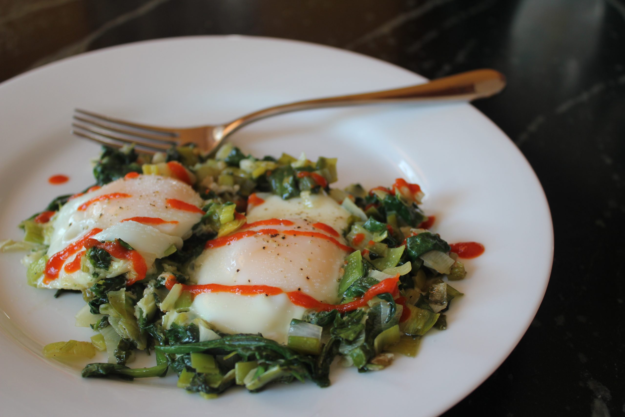 skillet eggs with leeks and spinach