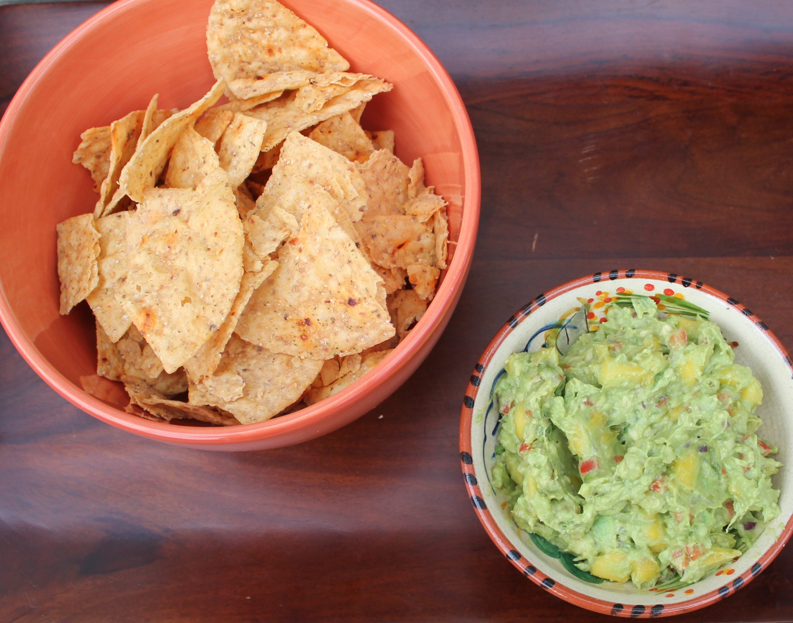 guacamole and chips