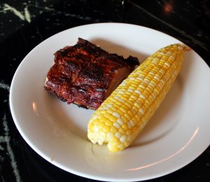 ribs and corn on the cob